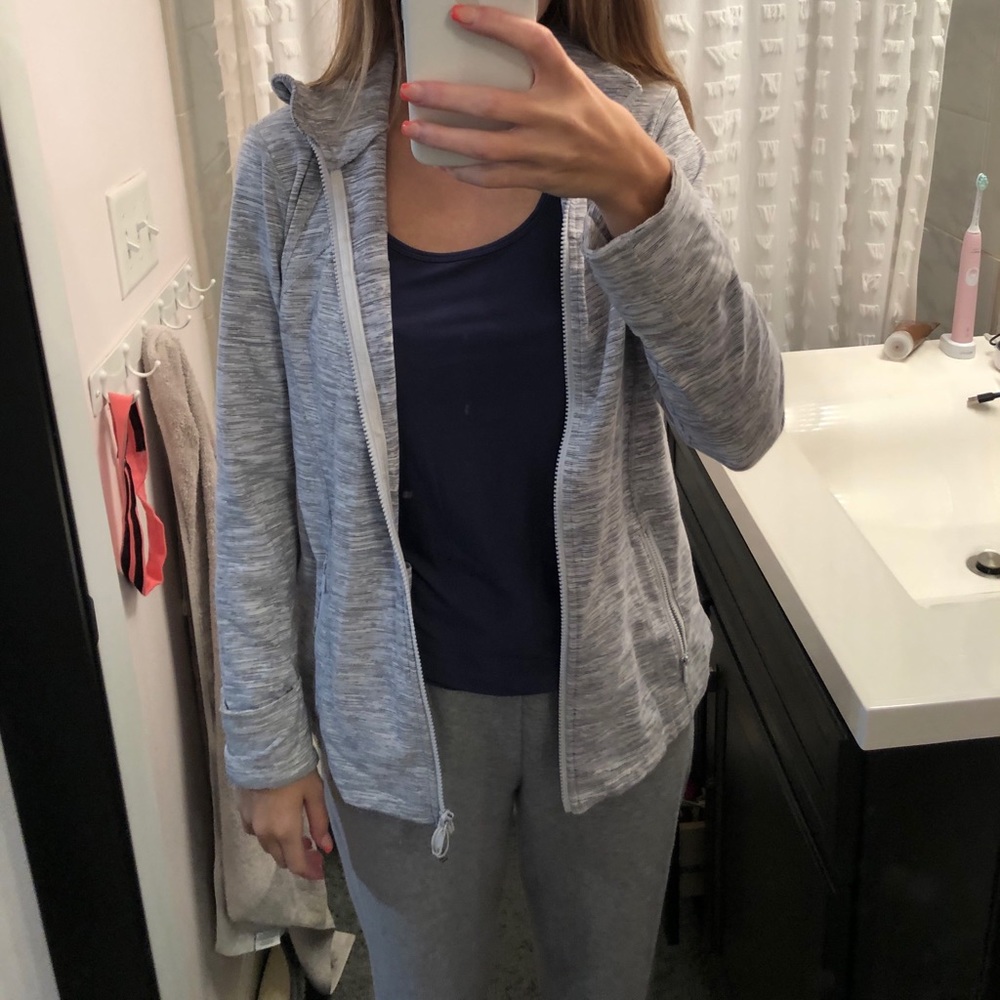 white/black lulu jacket